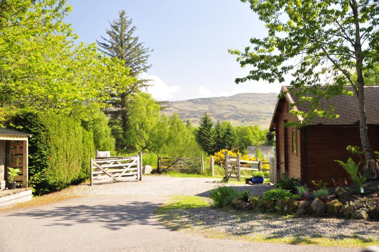 Hill Cottage Cabins Fort Augustus Exterior foto