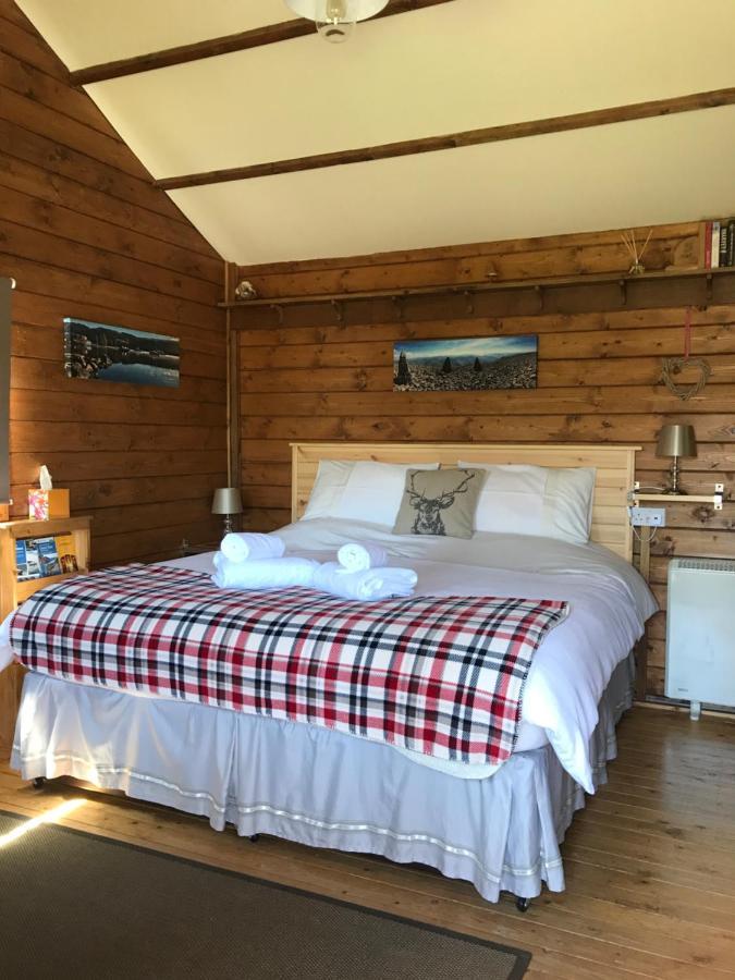 Hill Cottage Cabins Fort Augustus Exterior foto