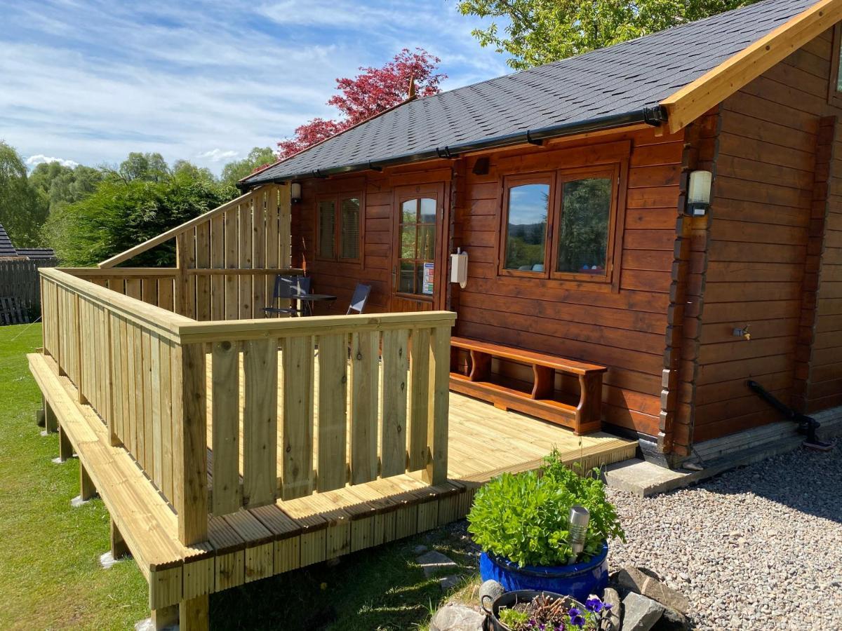 Hill Cottage Cabins Fort Augustus Exterior foto